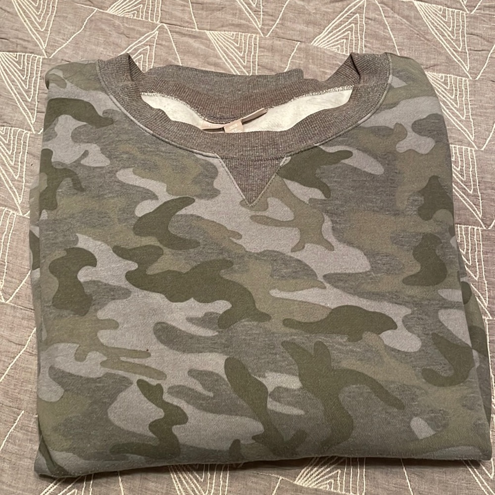 Camo sweatshirt 2x
